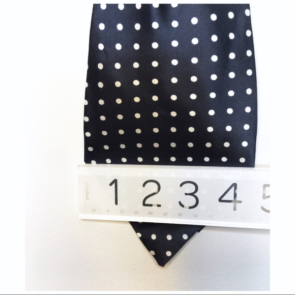 💛NEW💛 Fashionable Zipper Neck Tie! (NWOT) - Picture 6 of 7